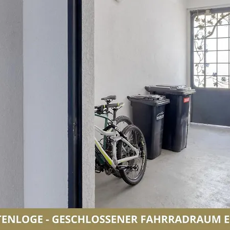 Neu Fuerstenloge 1-6 Pers Hinter Dem Markgraeflichen Opernhaus - 2 Schlafzimmer Mit Boxspringbetten 4 Einzel Oder 2 Doppelbetten, Balkon Und Einbaukueche, Barrierearm Lägenhet *