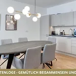 Sali Homes - Opera Loge 2br Balcony Bayreuth