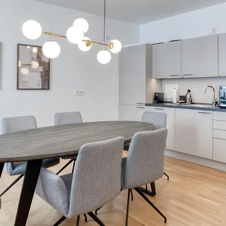Sali Homes - Opera Loge 2br Balcony *
