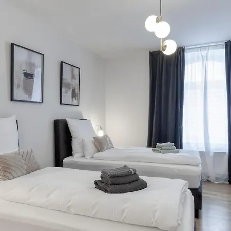 Sali Homes - Opera Loge 2br Balcony * Bayreuth
