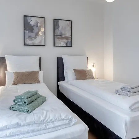 Sali Homes - Opera Loge 2br Balcony *